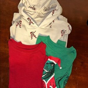 Kids Christmas Santa Print Hoodie size 11/12 Shirts M 8/10 used excellent cond